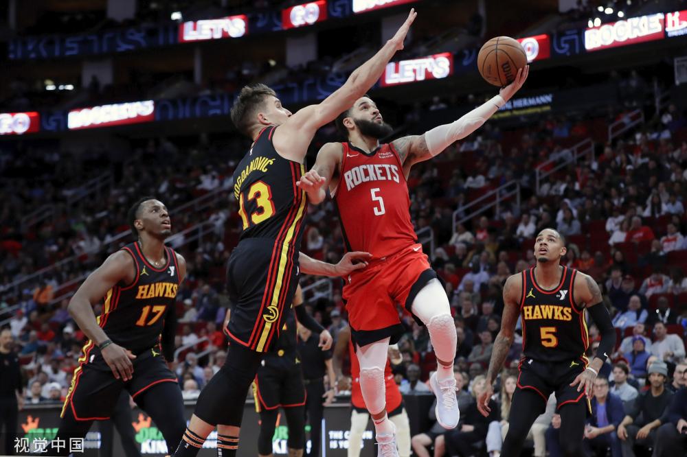 甚至凭借一 甚至凭借一