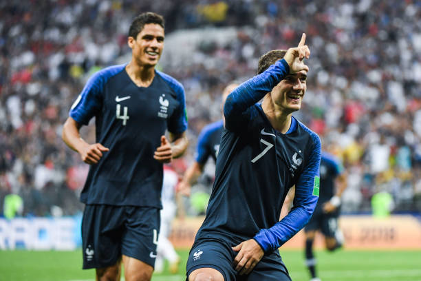 亚泰倾斜 亚泰倾斜